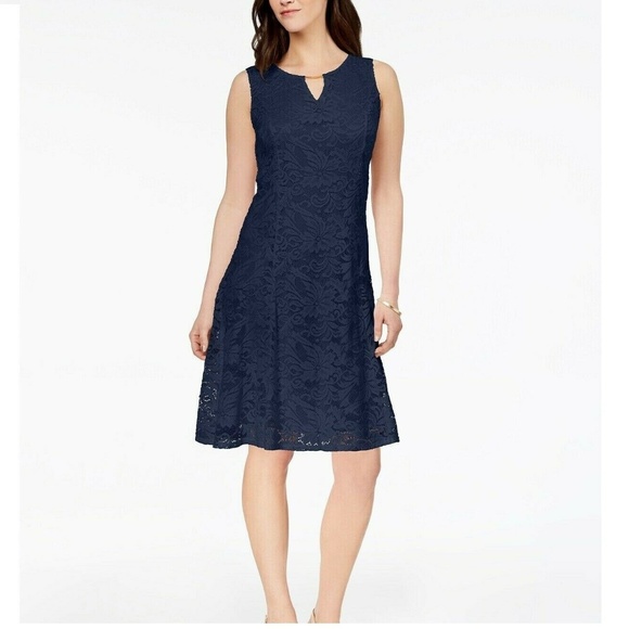 JM Collection Dresses & Skirts - JM Collection LP Blue Keyhole Dress 8BE48